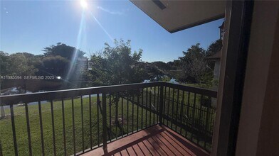 Building Photo - 9788 Nob Hill Ct