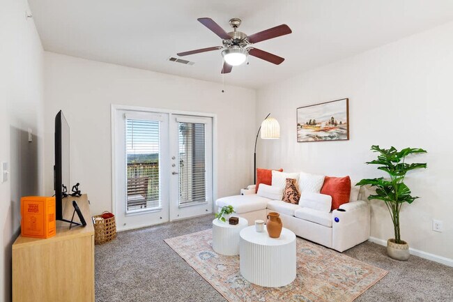 Building Photo - 9301 Old Bee Caves Rd