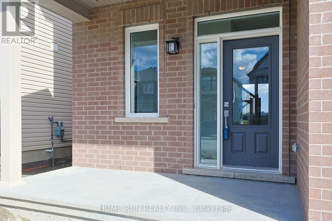 Building Photo - 226 Elsie MacGill Walk