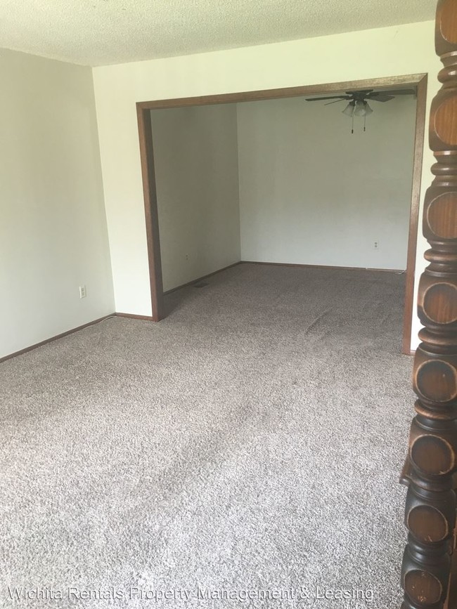 Foto del edificio - 9136 E Bedell St