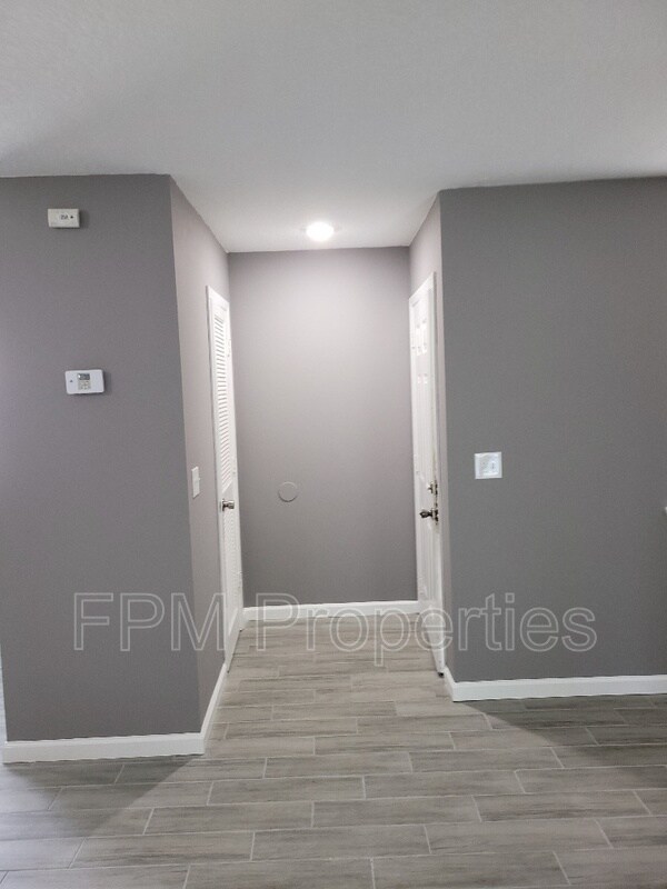 Foto del edificio - 1399 Rose St