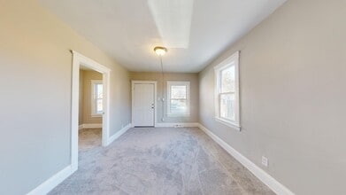 Building Photo - 4559 Sackett Ave