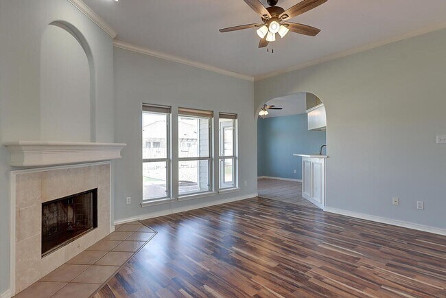 Building Photo - 13930 Lighthouse Dr