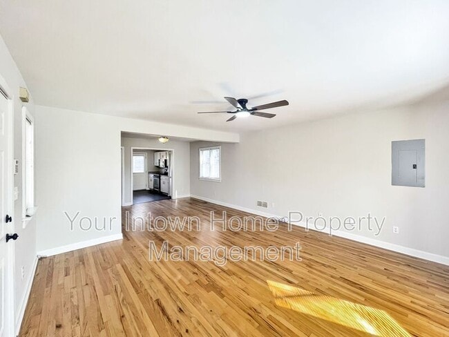 Foto del edificio - 652 Berne St SE