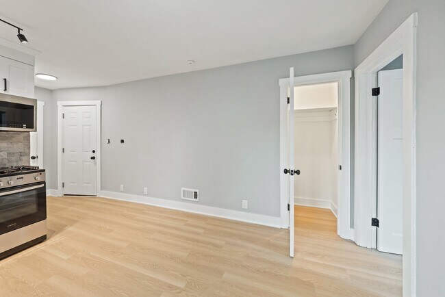 Foto del edificio - 1434 Circle Ave