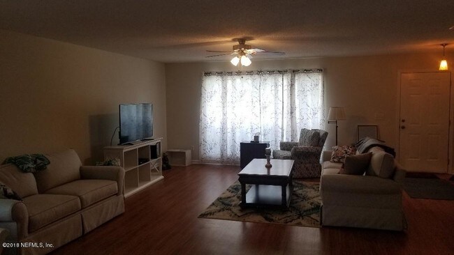 Building Photo - 12554 Woodhollow Ct