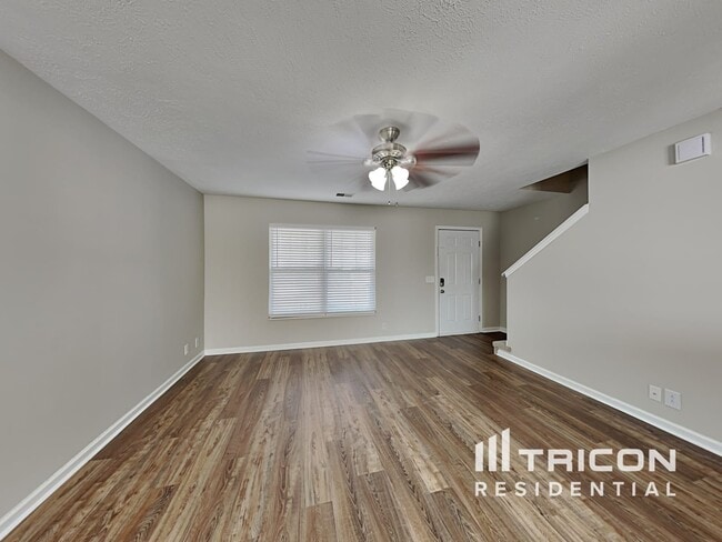 Foto del edificio - 2240 Crescent Valley Ln