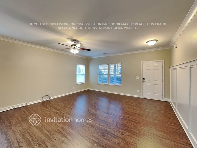 Foto del edificio - 111 Louden Dr