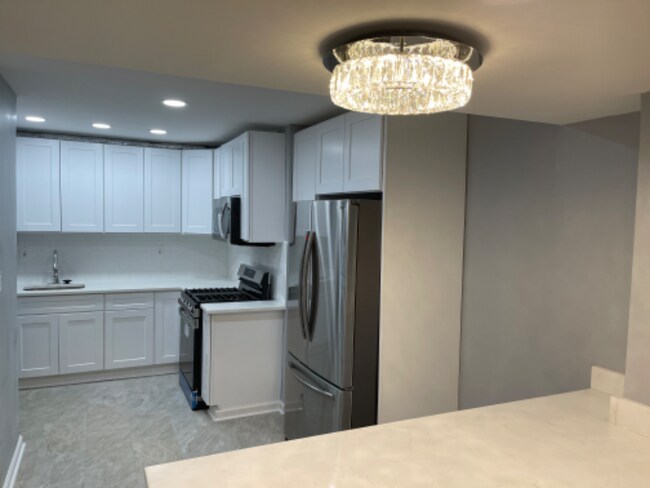 Foto del edificio - 1301 N Harrison St