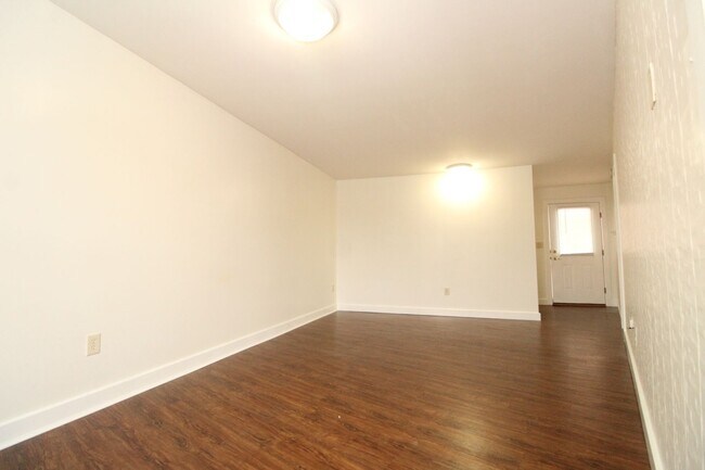 Foto del edificio - 820 Gray Rd