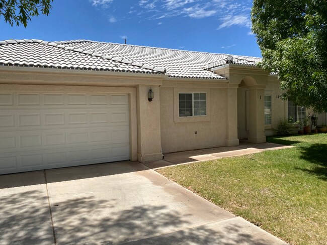 Building Photo - 1089 N 1340 W Cir