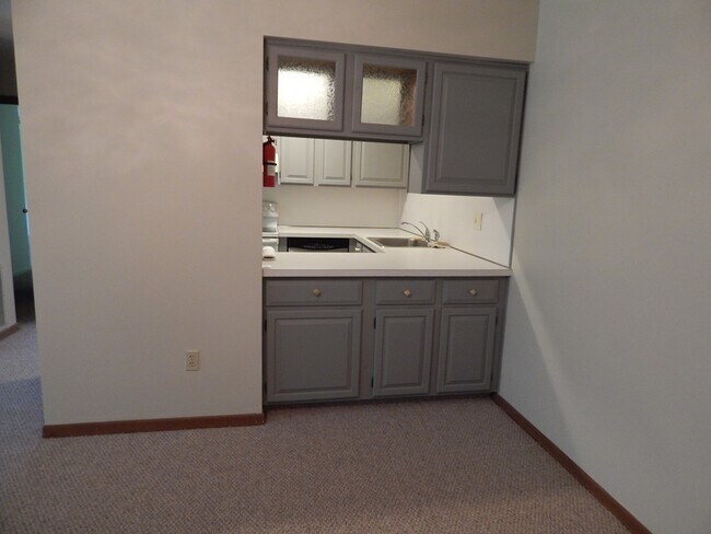 Foto del edificio - 340 Sunderland Rd