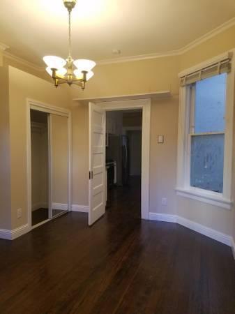 Building Photo - 4 bedroom in San Francisco CA 94117