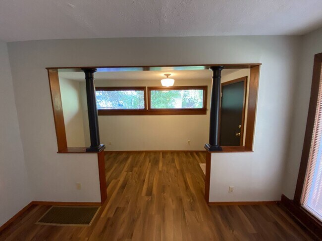 Foto del edificio - 3920 SW Wilbard St