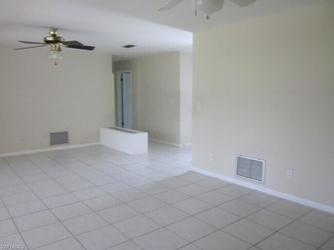 Foto del edificio - 5146 York Ct