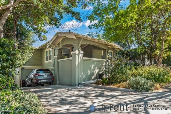 Building Photo - 2 br, 1 bath House - 2498 Cole St, Oakland...