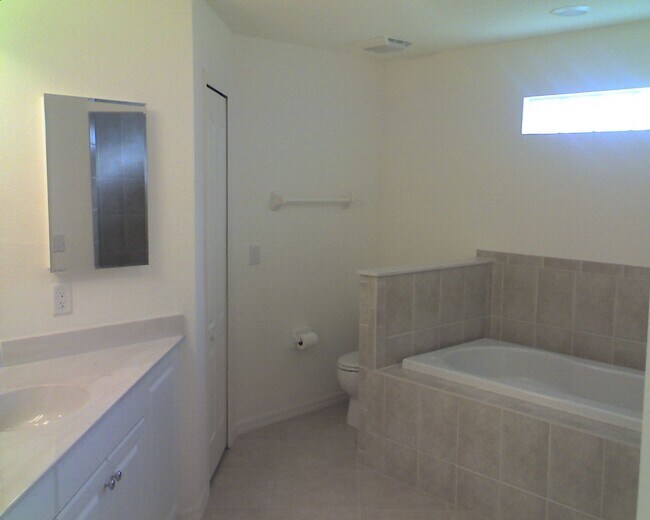 Foto del edificio - 1512 SE 20th St