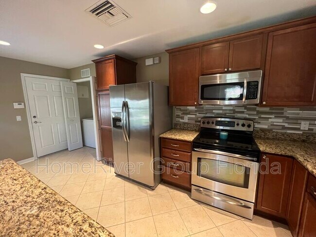 Building Photo - 15101 Estuary Cir