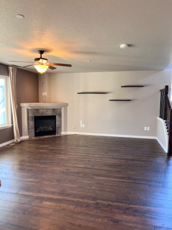Building Photo - 4491 Corvina St