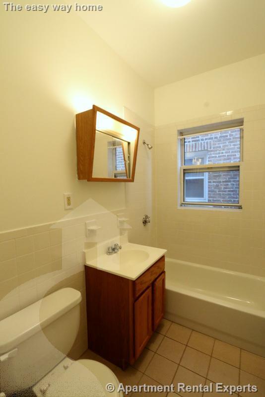 Building Photo - 163 Summer St