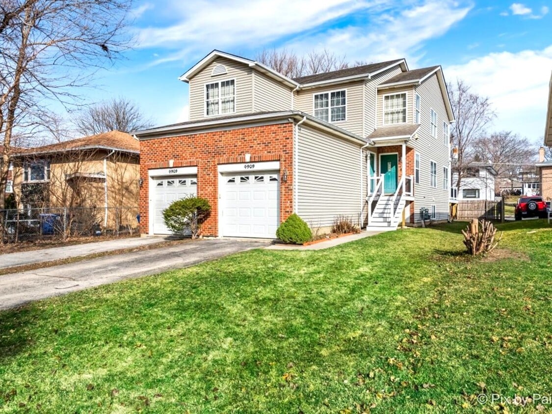Primary Photo - 4909 Spencer Ave