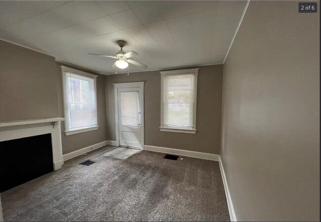 Building Photo - 1418 Manss Ave