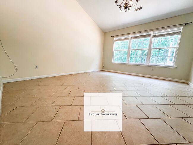Foto del edificio - Charming Home in the Heart of Greenville