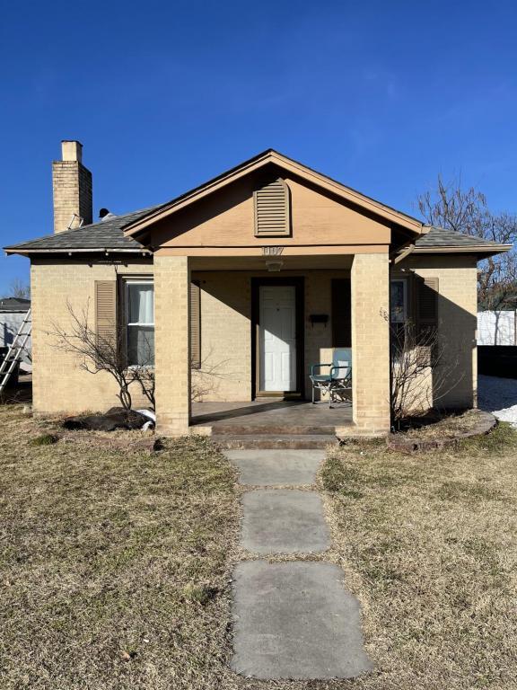 1107 Nelson St, b City, MO 64870 House Rental in b City, MO