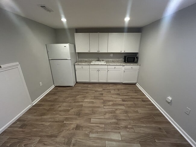 Photo - 32 Bickel Ct Townhome