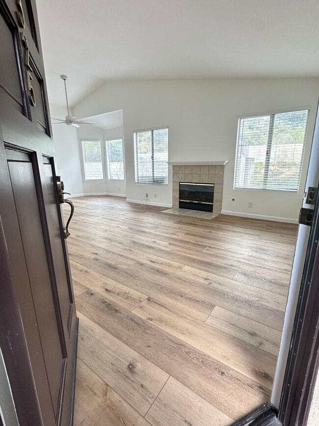 Foto del edificio - 22930 Banyan Pl