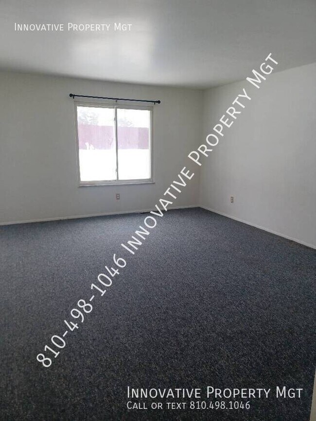 Foto del edificio - 6009 Holiday Gardens Dr