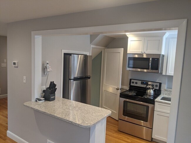 Foto del edificio - 100 Pierce Rd