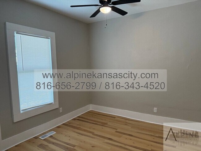 Foto del edificio - Updated Midtown Home Available