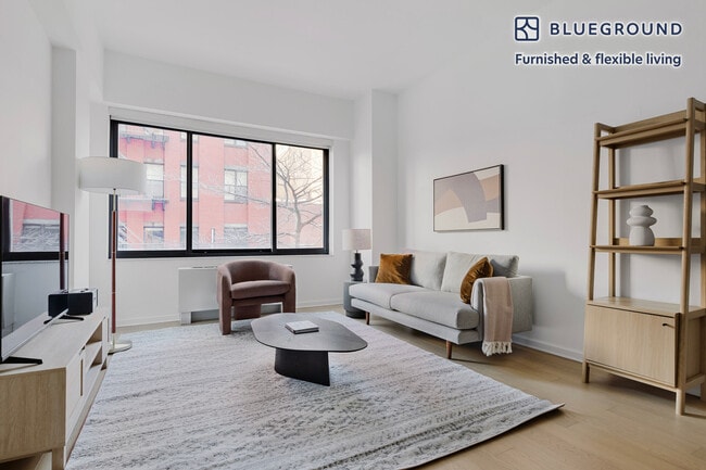 Building Photo - 535 W 23 St