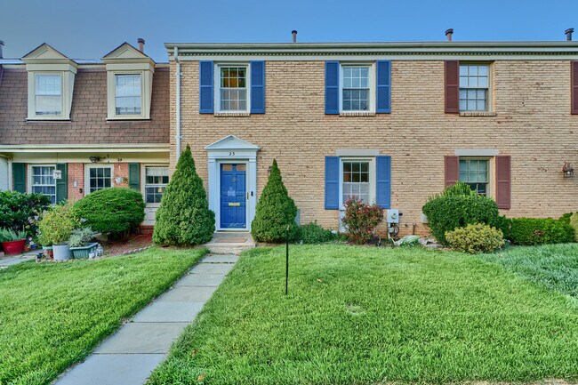 Photo - 23 Rye Ct Townhome