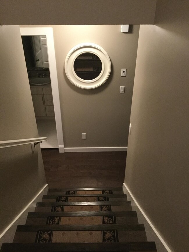 Photo du bâtiment - 2860 Garnet St