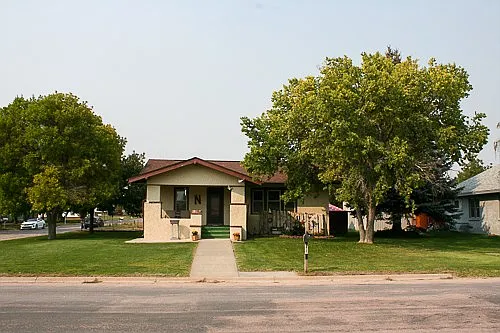 Building Photo - 300 E 5th St