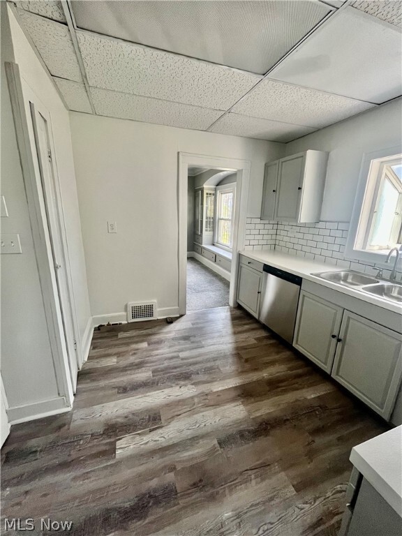 Foto del edificio - 3040 E 126th St