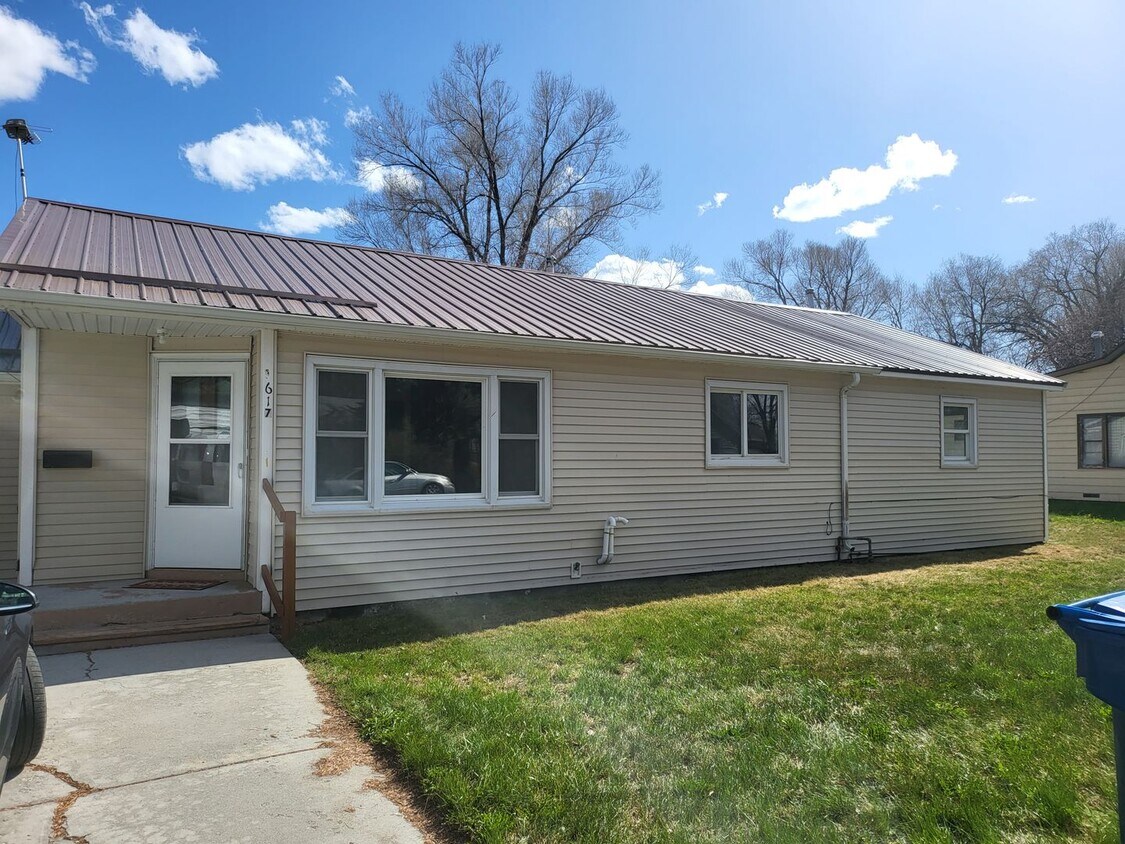 Primary Photo - Home in Riverton