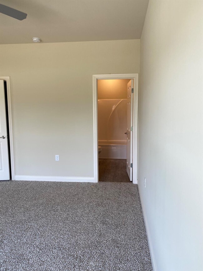 Building Photo - 320 Hannah Todd Pl
