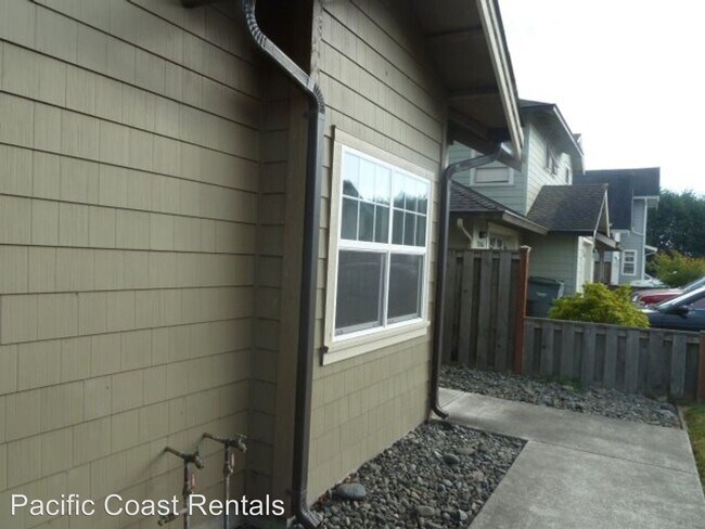 Building Photo - 2712 Meadow Creek Way