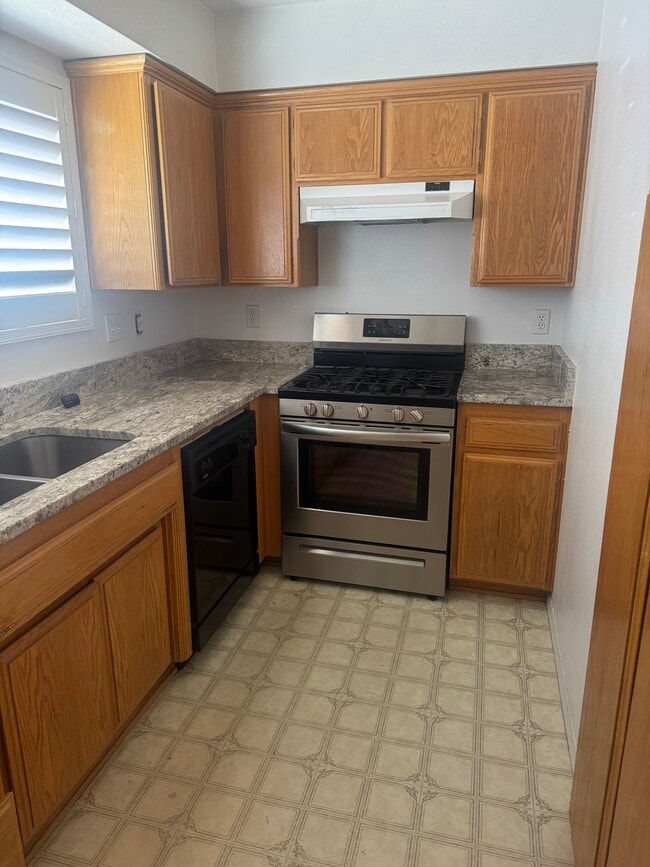 Building Photo - 9327 Musselman Dr