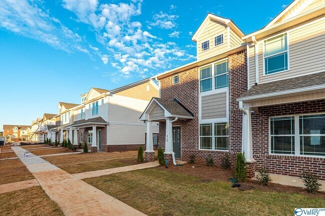 Building Photo - 410 Falls Pointe