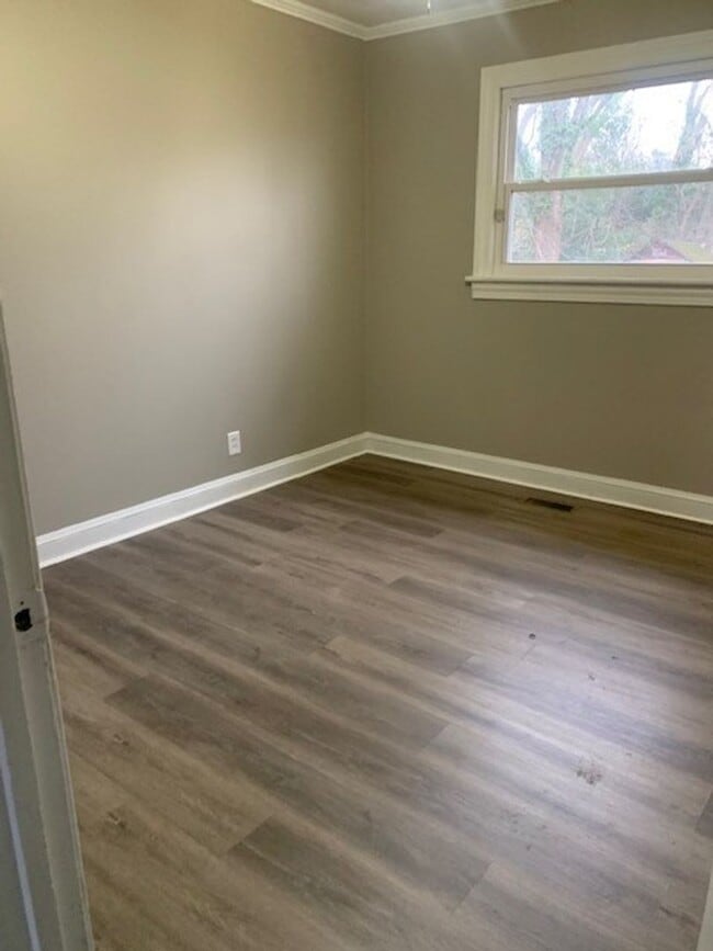 Building Photo - 3 Bedroom 1 Bathroom in the Heart of Asheboro