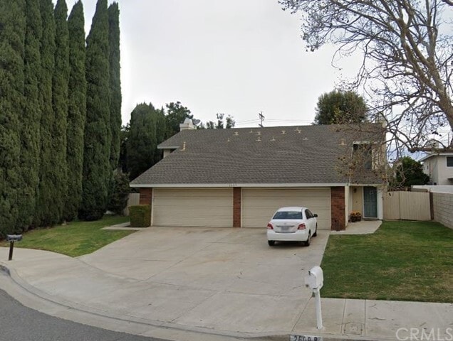 Primary Photo - 2609 W Curie Ave