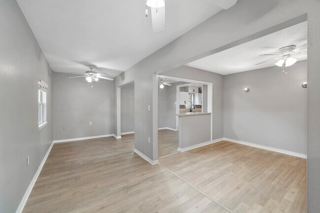 Foto del edificio - 3320 6th Ave N
