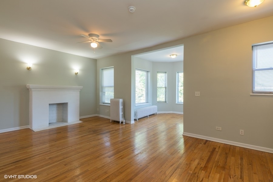 Primary Photo - 3D Tour Available! 1 Bed Apartment in Bron...
