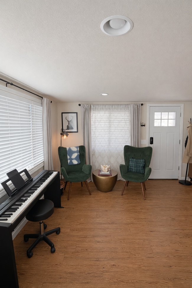 Building Photo - 513 N Franklin St