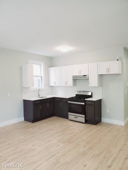 Primary Photo - 4 br, 2 bath Apartment - 179 S 7th St