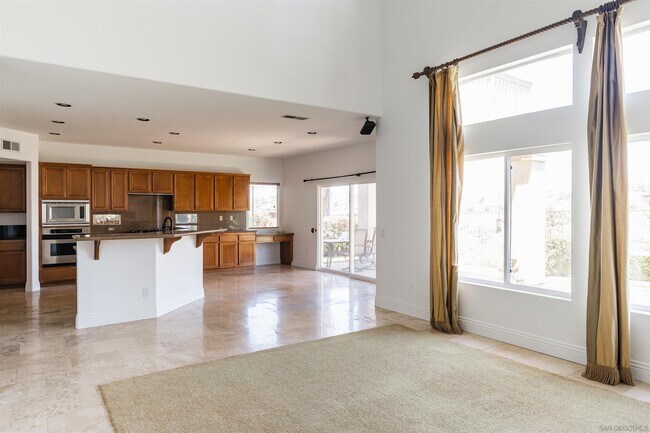 Foto del edificio - 2128 Sun Valley Rd